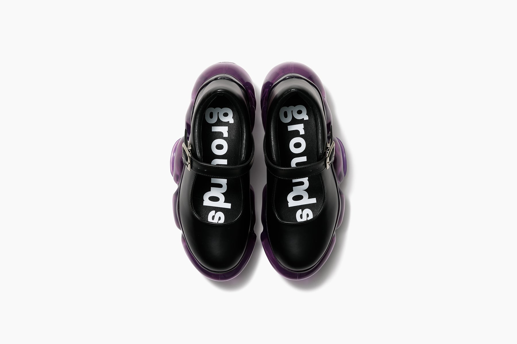 grounds MOOPIE PEBBLE　BLACK LEATHER / PURPLE